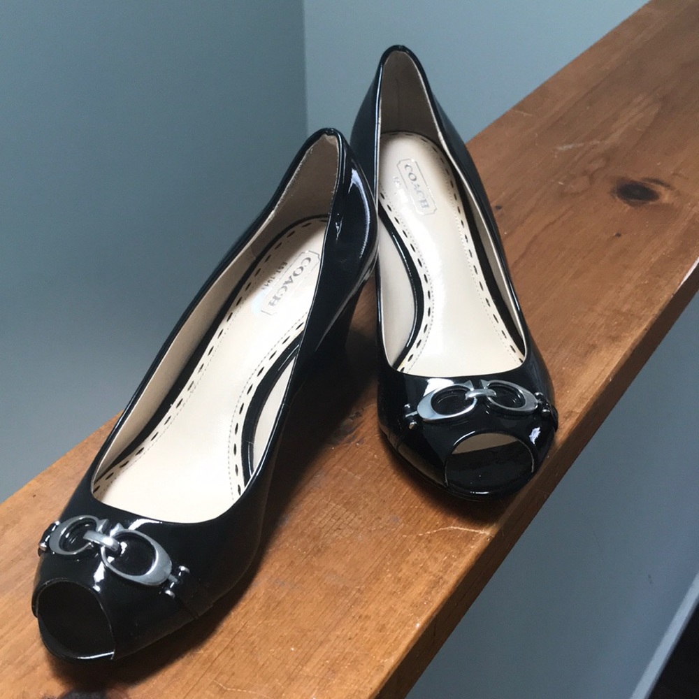 Coach Precious Patent Size: 7